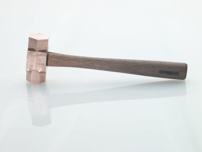 Kupferfunkenloser Hammer für Ingenieure live gedruckt bei Formnext