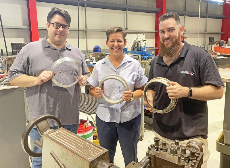 Leicht bearbeitet Halina Baczkowski mit Steven Camilleri Apr 21